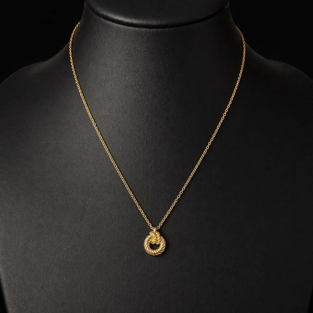 DIOR Twisted Rope Knot Pendant On A Polished Yellow Gold Plated Necklace 18” - Picture 10 of 16